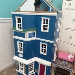 Doll House