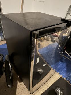 Mini Refrigerator