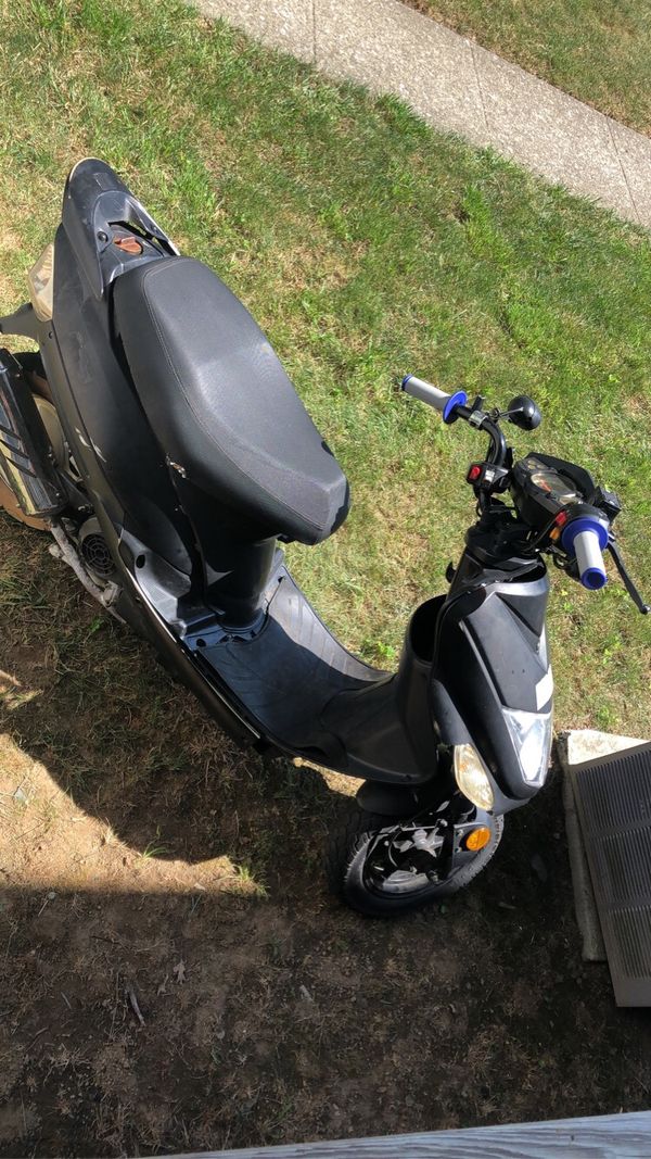Fast Moped/scooter (runs drives very good) for Sale in Milford, CT