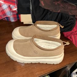 Men’s Uggs Size 10 