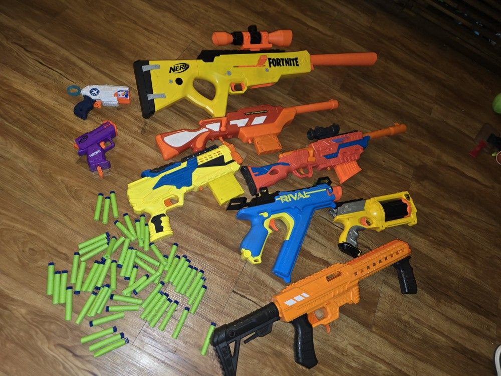 NERF GUNS 
