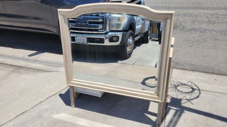 Free Mirror