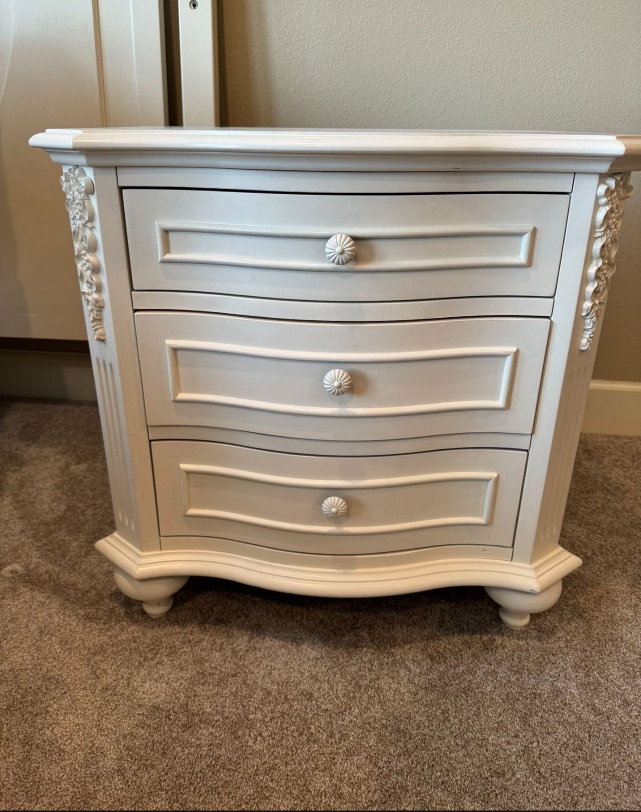 Solid Wood Cream Nightstand 
