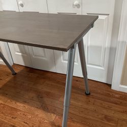 Adjustable Height Table