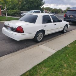 2010 Mercury Grand Marquis