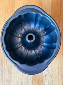 Wilton Premium 9.25 x 3.4 inch Fluted Tube Pan