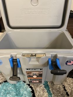 Lifetime Cooler 28qt New