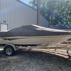 2001 Larson 18.5” Larson