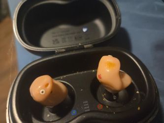 Custom hearing aids
