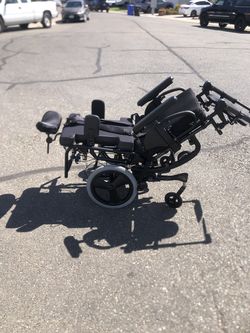 Quickie IRIS Tilt In Space Wheelchair ( 12" Adjustable backrest ) - $500 (Elk Grove)