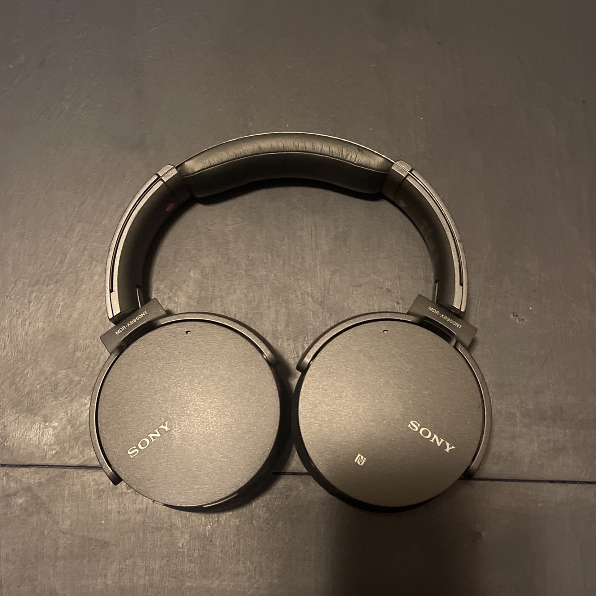 Sony Bass Boost Headphones Model: Mdrxb950n1