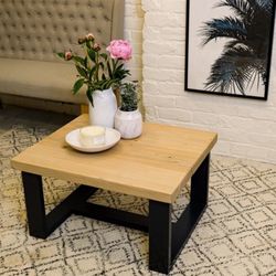 Modern Square Coffee Table – Solid Wood Top + Black Base (30x30)