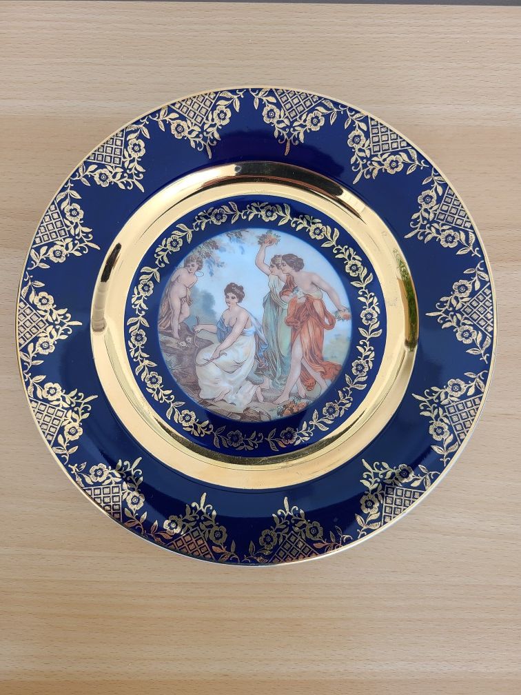 Pair of Vintage Fine Bohemian Porcelain Plates with Neo Classical Scenes by EPIAG D.F.
