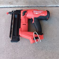 BRAD NAILER 18GA MILWAUKEE TOOL ONLY 