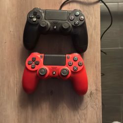 PS4 Controllers 