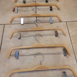 100 adults wood bottom hangers for $50