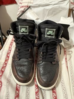 Air Jordan 1 Retro High OG Black/Fresh Mint Size 9.5