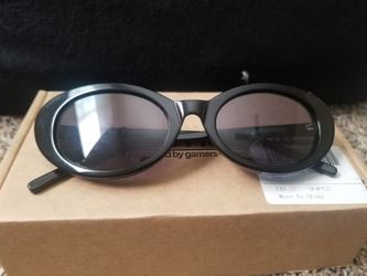 Roberri & Fraud Black Betty