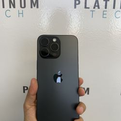 ☑️📱 iPhone 15 Pro Max 256 GB Unlocked BH99% 🔋 Case And Headphones For Free 👌🏻💯