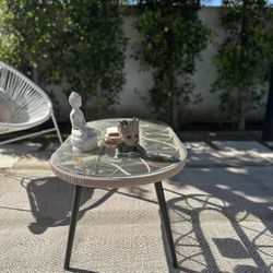 Outdoor Oval Coffee Table