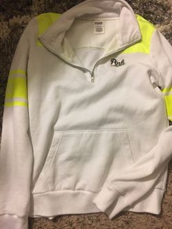 Pick Victoria’s Secret jaket size s/ p