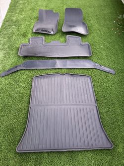 Tesla Y 2021-2026 floor mats set