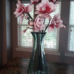 Fabulous Faux Flowers & Gorgeous Hand Blown Glass Vase