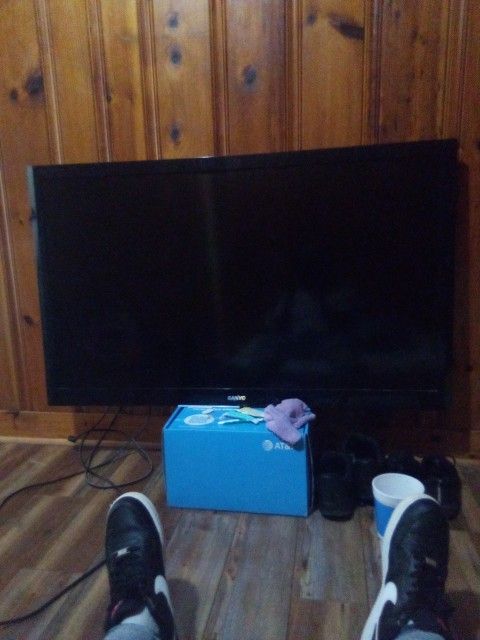 65 Or 70 Inch Sanyo Tv