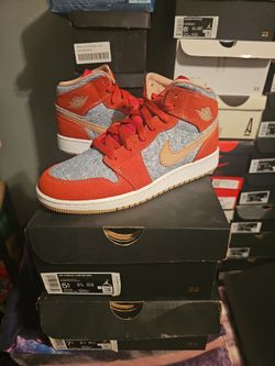 Jordan 1 mid Denim Red gs size 5.5y
