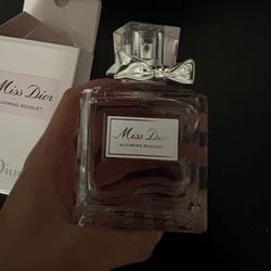 Miss Dior Perfume 