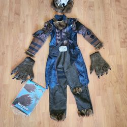 wolf costume, size 6-8, only a few hours of wear.