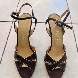 Gucci sandals Vintage Never Used “read Details” 