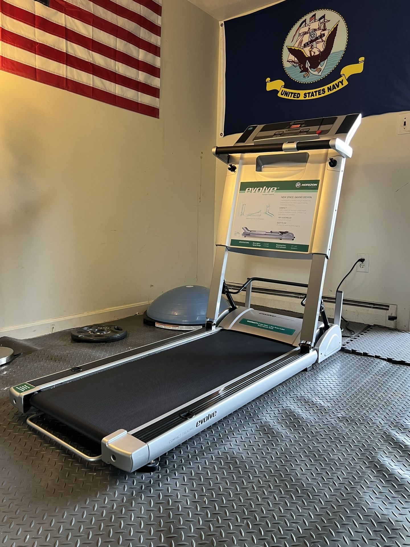 Treadmill Horizon Evolve Compact