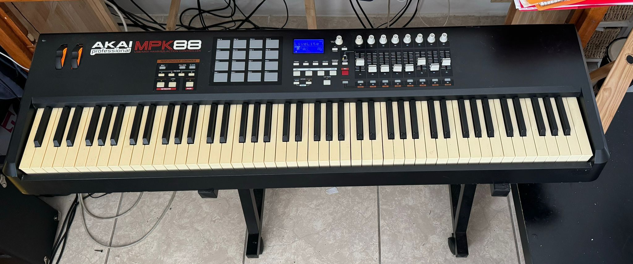 Akai Professional MPK88