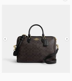 Large Coach Rowan in signature