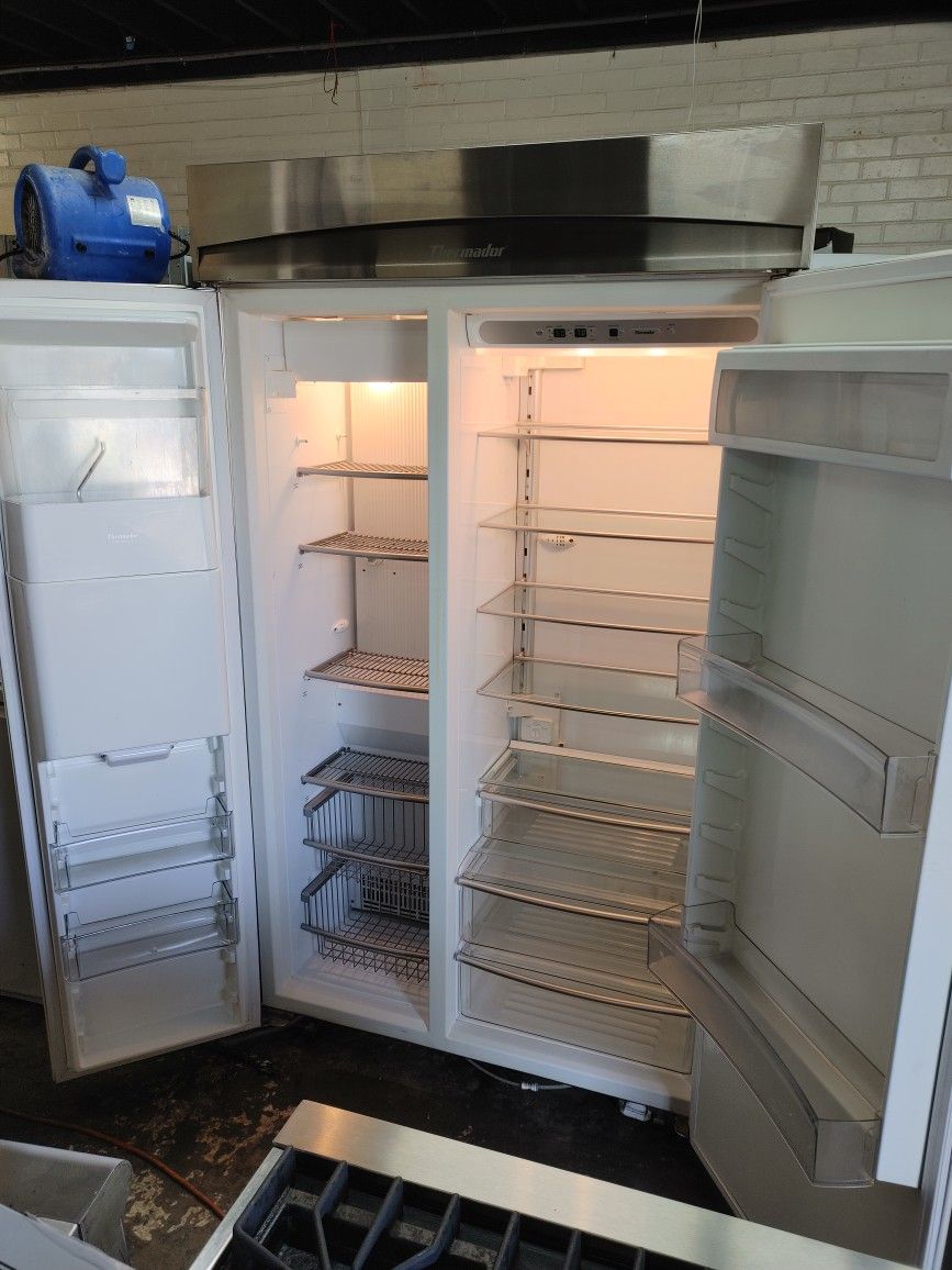 Thermador 48" Stainless Steel Built In Side By Side Refrigerator for