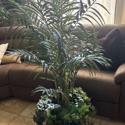 Artificial Palm