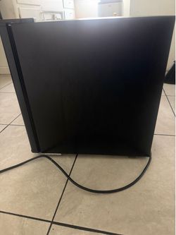 Galanz 1.7 cu. ft. Mini Refrigerator - Excellent Condition