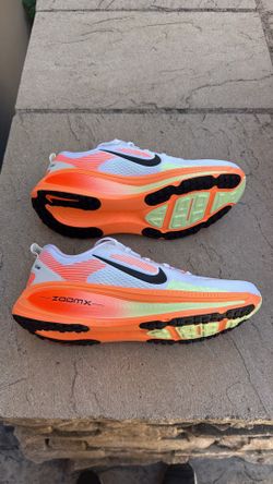 New Nike Vomero 18 white orange running shoes Men’s 10