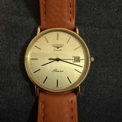 Vintage Longines 33mm quartz watch 
