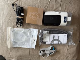 Airsense 11 Machine - Low Hours with charger  and more