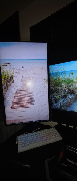 Samsung Odyssey G5 32" 1440p 180Hz Gaming Monitor