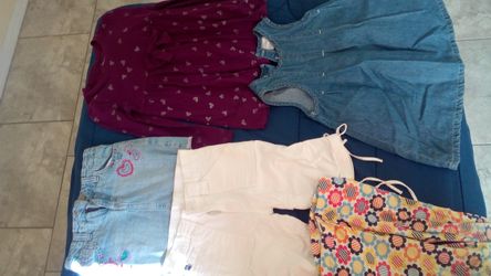 Size 4,5,&6 girls clothes.  6 Items 