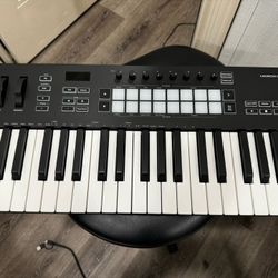 Novation Launch Key 37 Controller