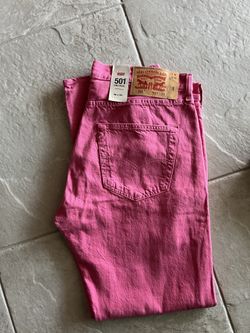 Women’s New Levi’s Hot Pink
