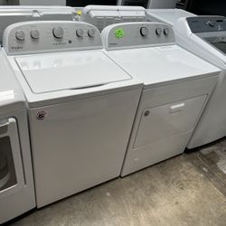 WHIRLPOOL WASHER AND DRYER SET 