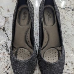Black Sparkly Heels size 6