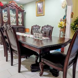 Formal Dining Set Table, 6 Chairs & China Cabinet.