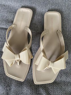 Jelly Bow Flip Flops adult size 7