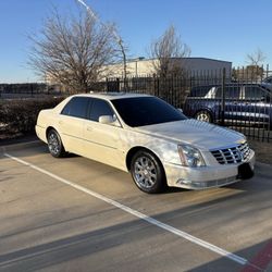 2010 Cadillac DTS
